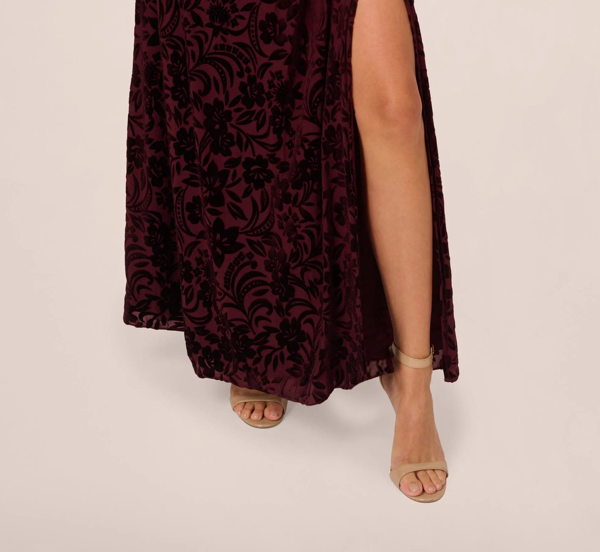 Burnout Velvet Maxi Dress In Burgundy