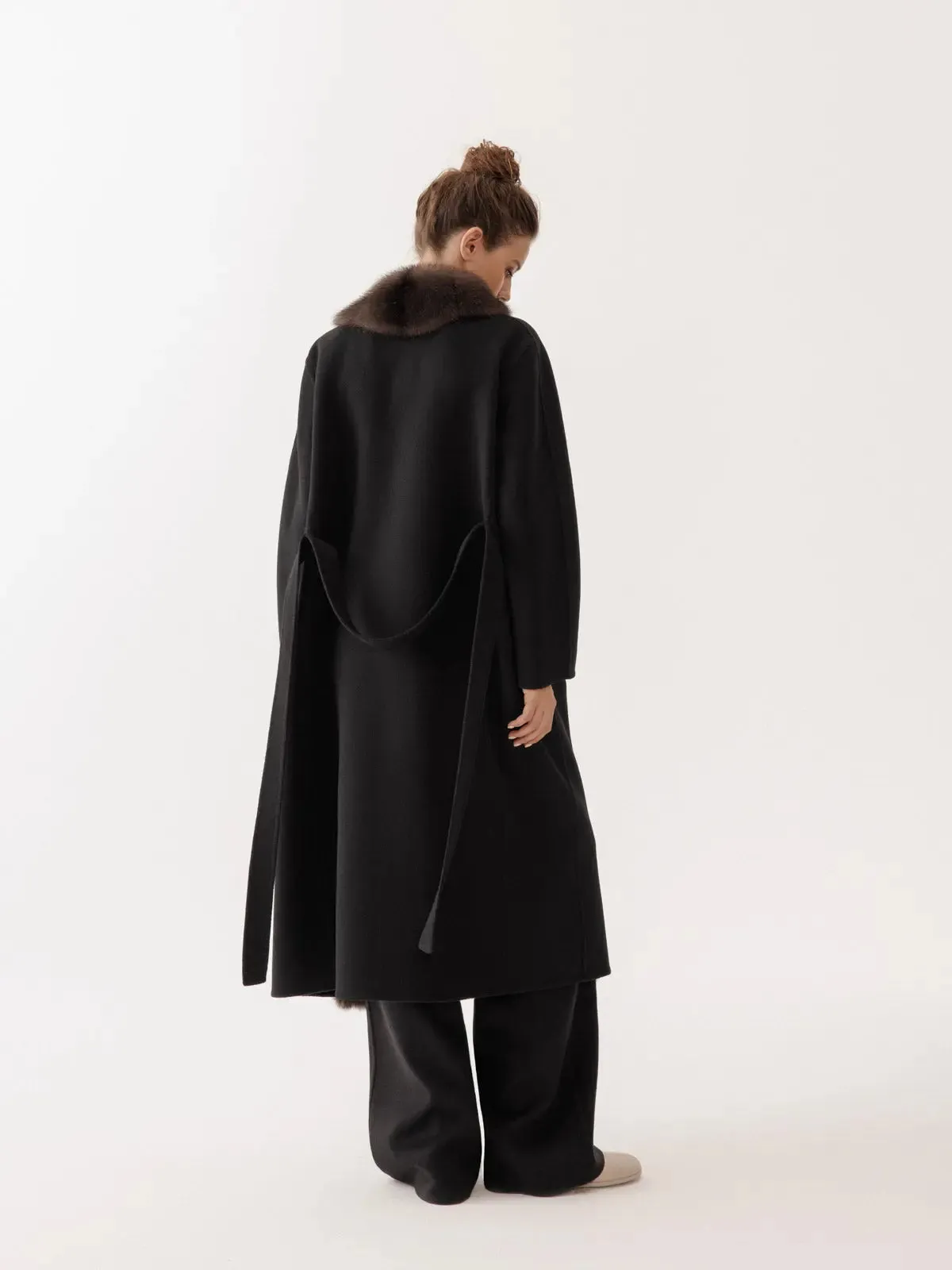 Cashmere coat with sable trim for women