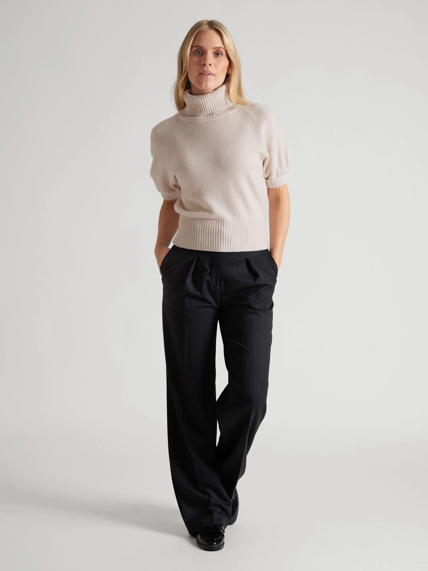 Cashmere sweater "Una" - pearl