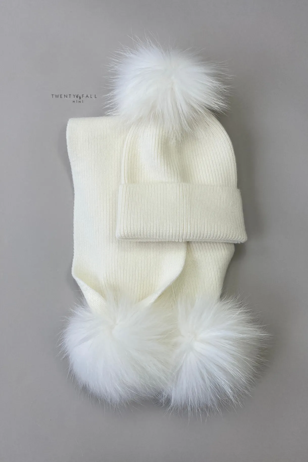 Cream Hat and Scarf Set