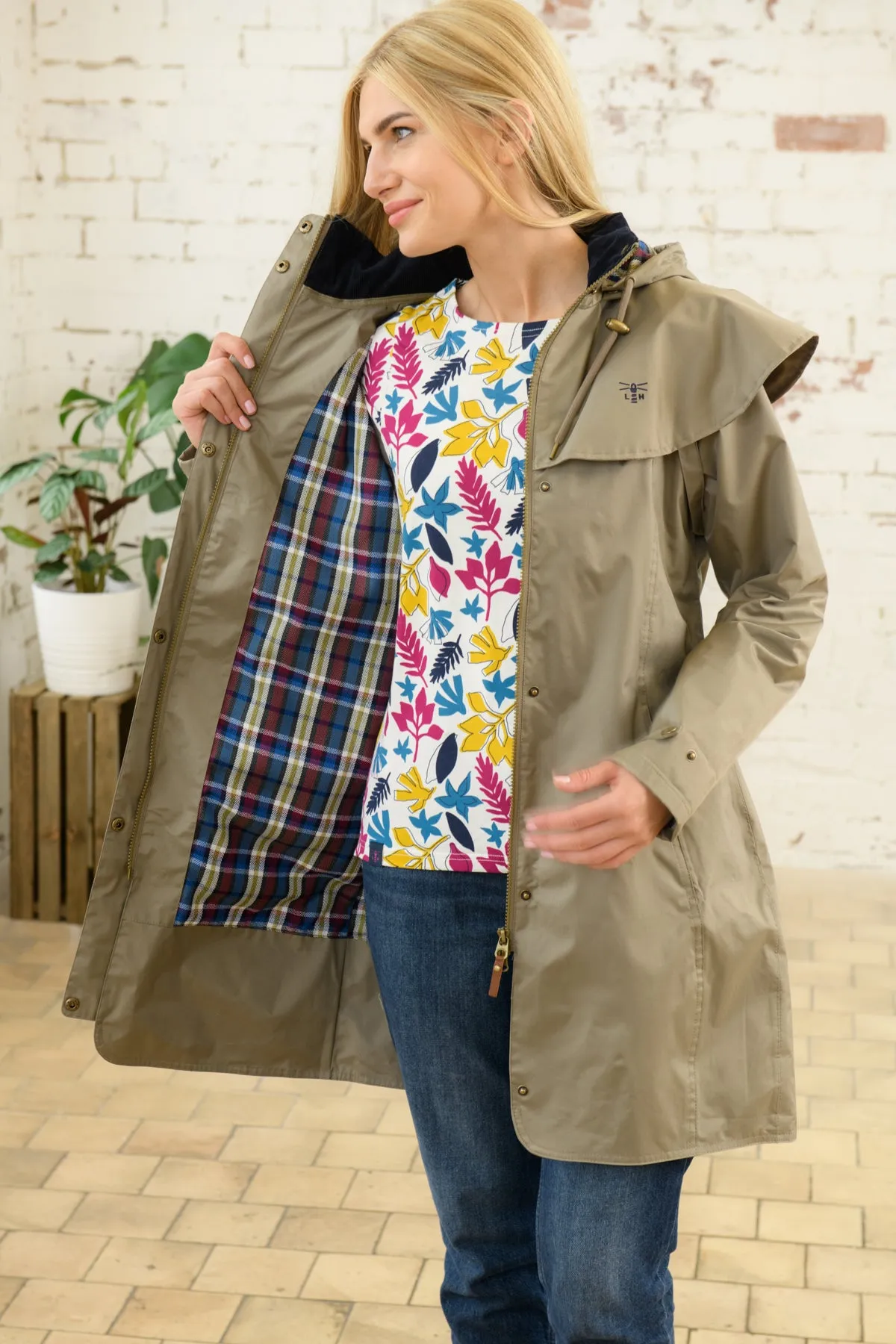 Outrider 3/4 Length Waterproof Raincoat - Fawn